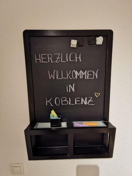 Schoene Und Ruhige Wohnung Direkt An Der Mosel Koblenz  Exterior foto