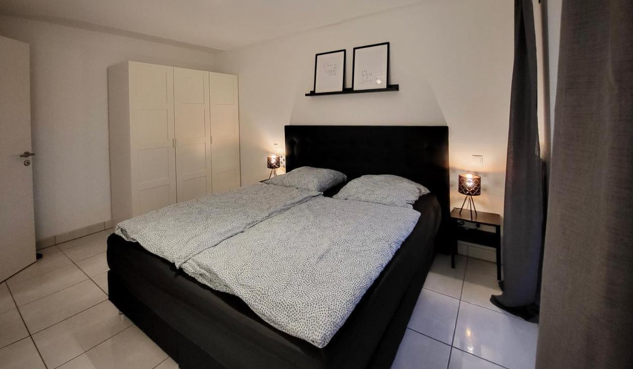 Schoene Und Ruhige Wohnung Direkt An Der Mosel Koblenz  Exterior foto
